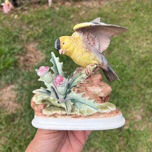 Goldfinch & Thistle Flower Porcelain Figurine Andrea By Sadek Statue #7703